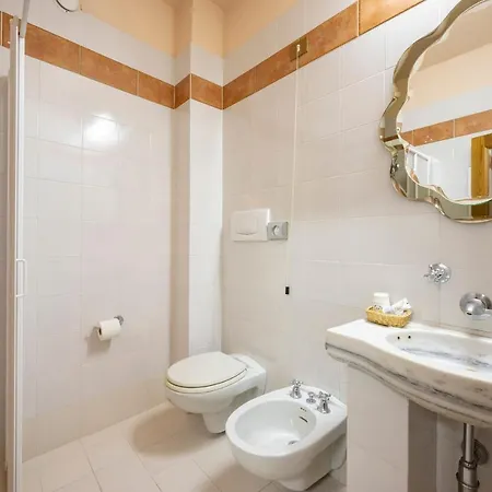 Villaggio San Lorenzo E Santa Caterina Hotel Pescia