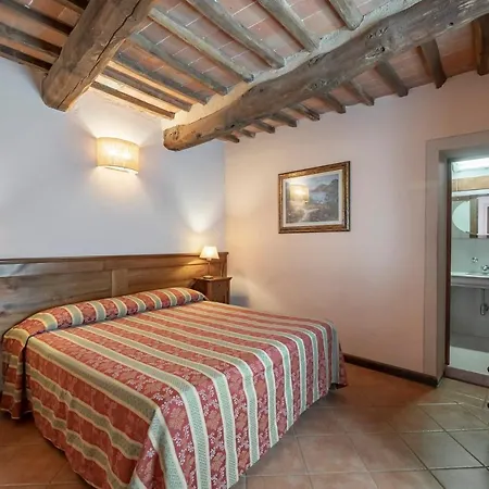 Villaggio San Lorenzo E Santa Caterina 3*