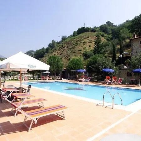 Villaggio San Lorenzo E Santa Caterina 3*