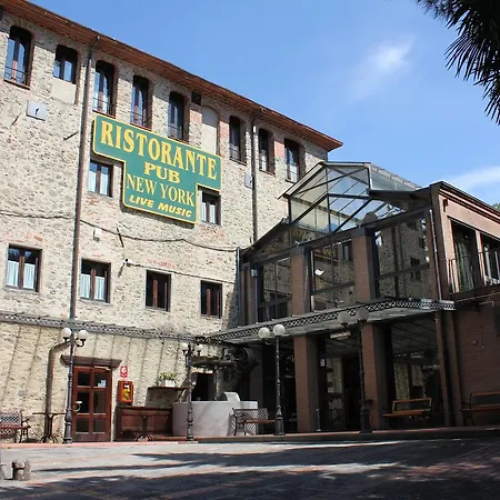 Villaggio San Lorenzo E Santa Caterina Hotel Pescia